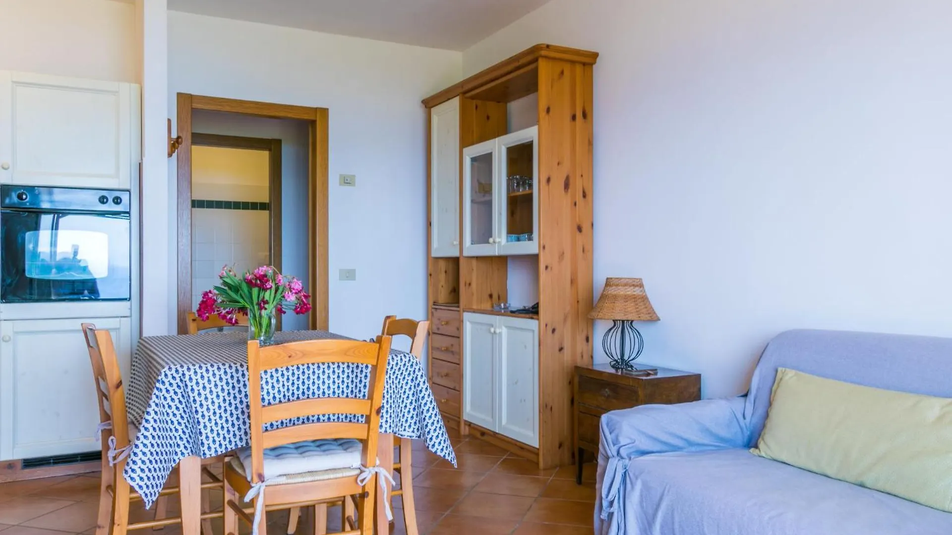 Apartment Le Poste Del Pianone By Interhome Giannella